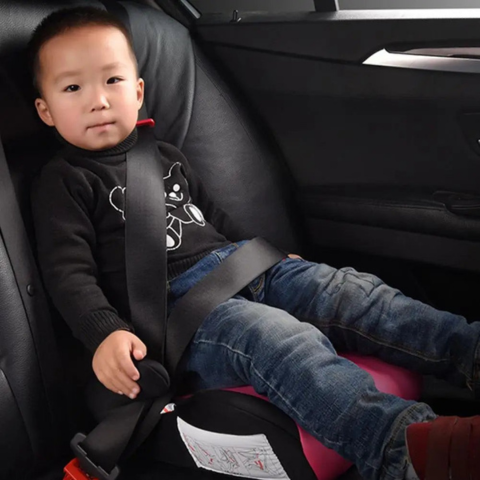 Scaun auto pentru copii – Siguranță și călătorii plăcute