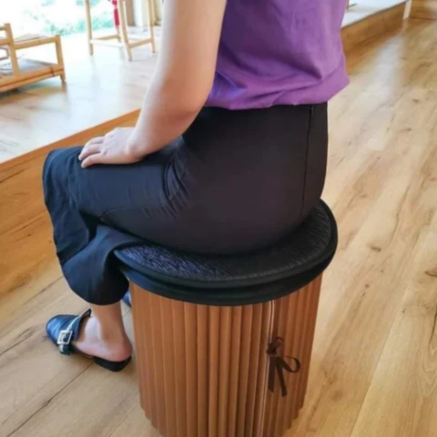 Seggiolino Auto Girevole – Comfort e Mobilità Senza Sforzo