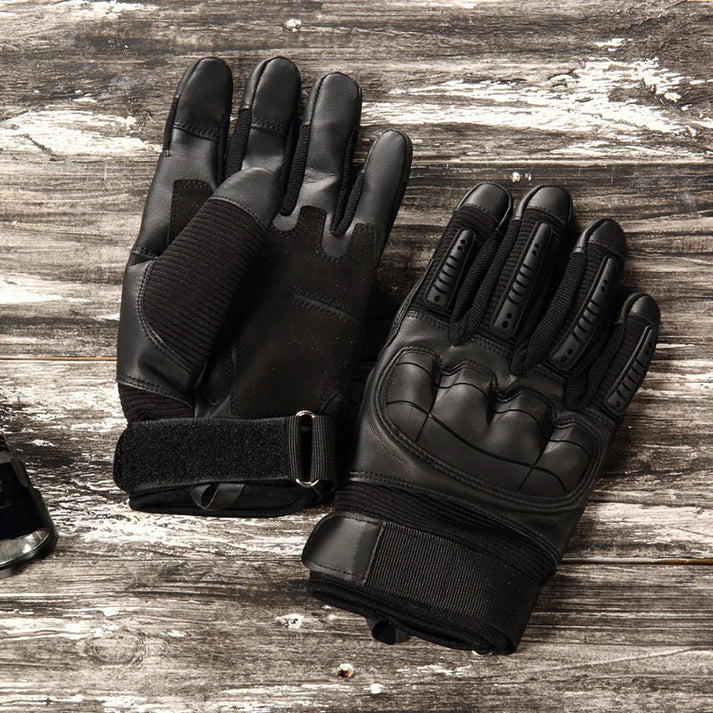 Taktické motocyklové rukavice s výztuží – ochrana a extrémní grip 