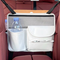 Organizator agățat pentru mașină - cu mai multe buzunare pentru accesorii de zi cu zi