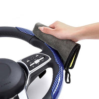Capa de Volante Antiderrapante – Para uma Condução Cheia de Estilo e Conforto 